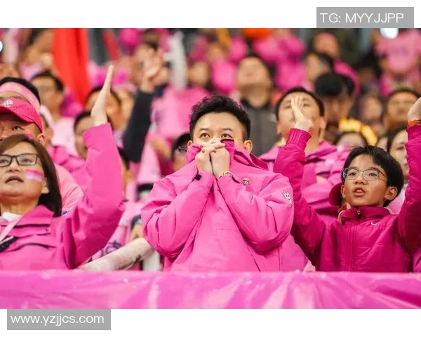 足球明星脸在中国的影响力与球迷文化的深度融合探讨 足球明星脸在中国的影响力与球迷文化的深度融合探讨